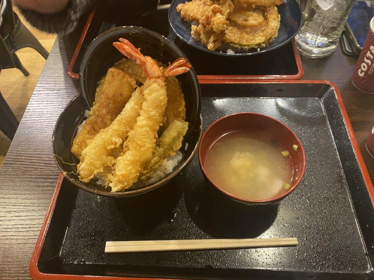 天丼🍤最近天ぷら欲がつよくて美味しいとこあったら教えて...写真